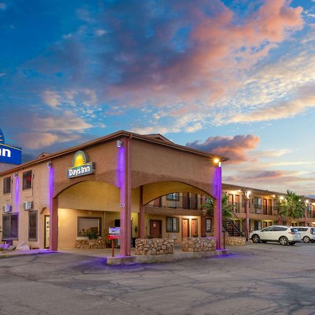 Days Inn By Wyndham Alamogordo White Sands Екстериор снимка