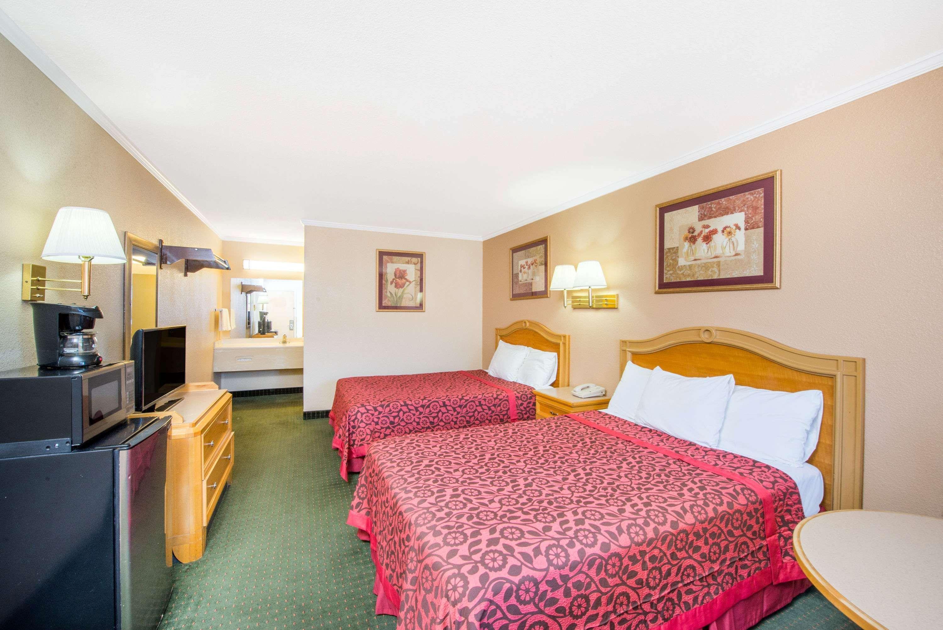 Days Inn By Wyndham Alamogordo White Sands Екстериор снимка