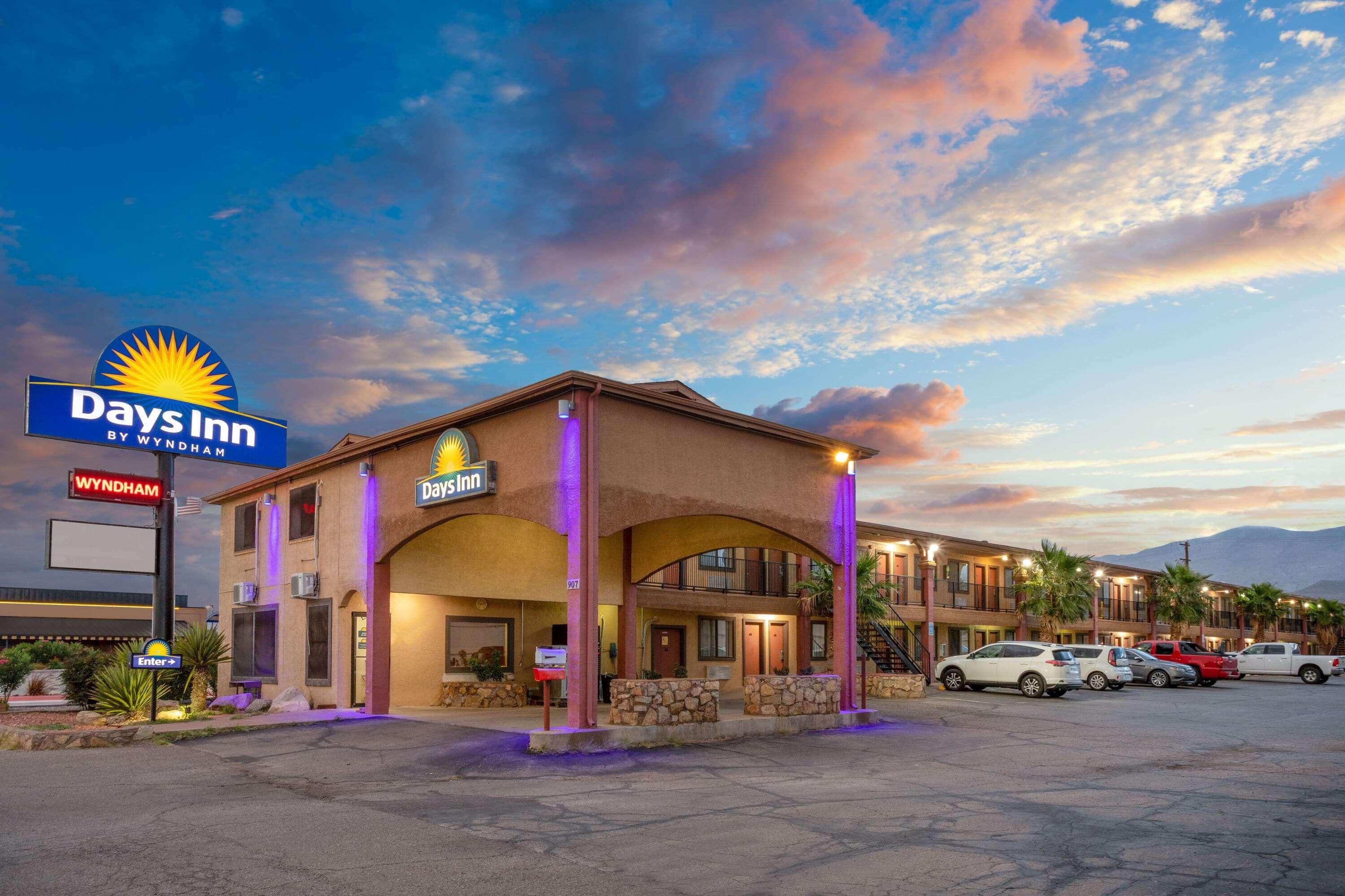 Days Inn By Wyndham Alamogordo White Sands Екстериор снимка